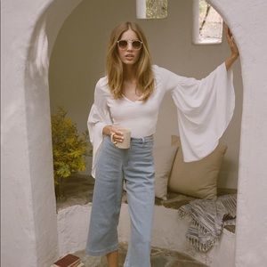 NWOT lulus white bell sleeve crop top